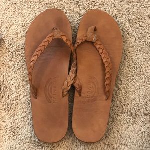 Braided strap rainbows